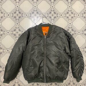 Vintage Men's Olive Green Bomber Jacket